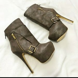 Paper Fox brown ankle boots zipper high heels  6.5